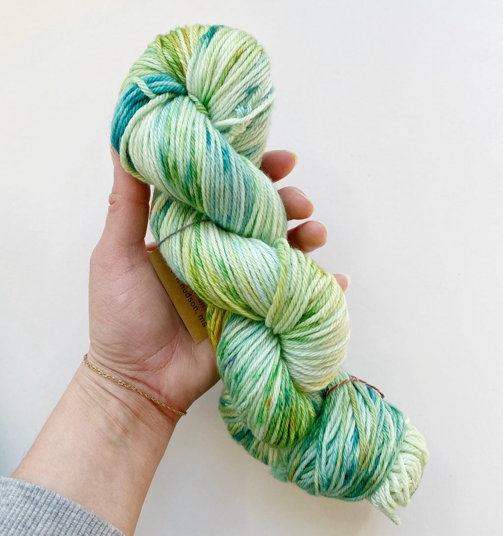 Sunset Hand-Dyed Merino Worsted Weight Yarn – Islay's Terrace