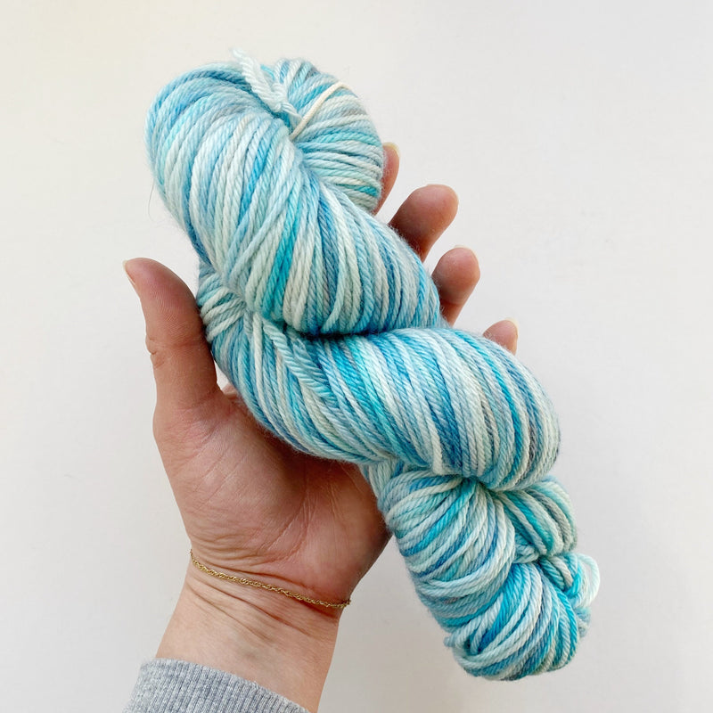 Blue Hand-Dyed Merino Worsted Weight Yarn – Islay's Terrace Studio