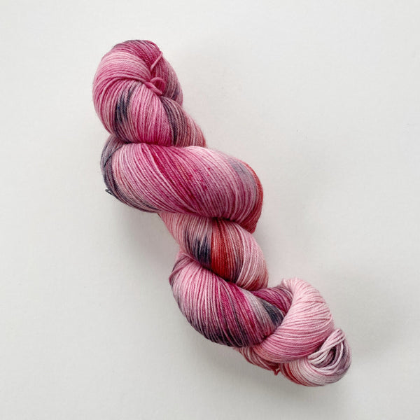 Pink and Purple Hand-Spun Bulky Targhee Wool Yarn – Islay's Terrace Studio  & Shop